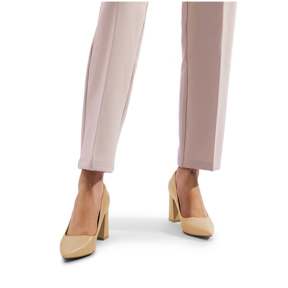 DREAM PAIRS Pointed Closed-Toe Block Heel Pumps - Picture 2 of 6